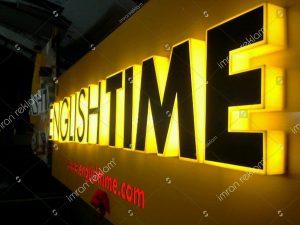 englishtime-pleksi-isikli-kutu-harfli-tabela